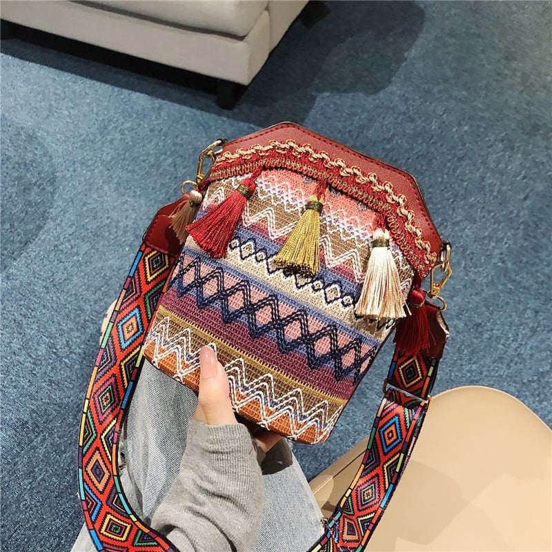 Handmade Native American Handbags🧵