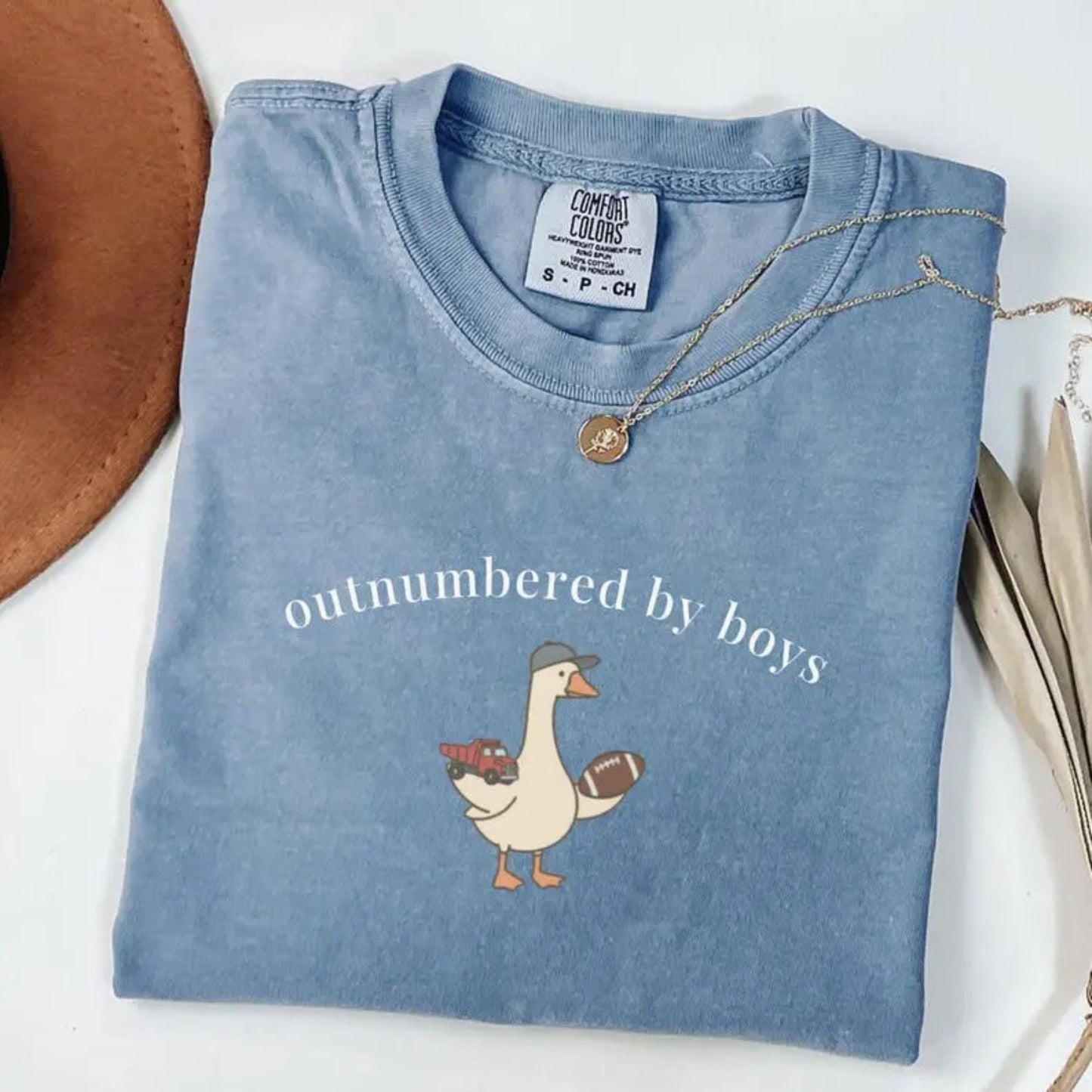 Funny Boy Mom Goose T-Shirt – Trendy Mother’s Day Gift
