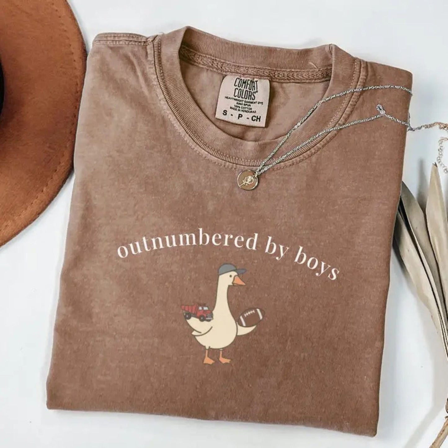 Funny Boy Mom Goose T-Shirt – Trendy Mother’s Day Gift