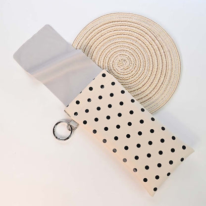 TYIIMAX™ Minimalist PU Leather Eyeglasses Pouch – Portable Sunglasses Case with Built-In Cleaning Cloth & Key Ring