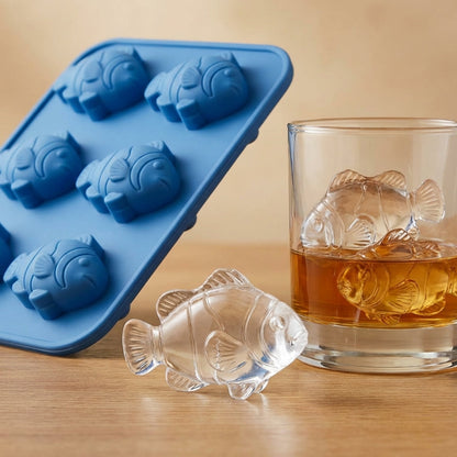 Fishing-Themed Silicone Ice Mold Set – Fun Ice Cubes for Anglers & Party Drinks