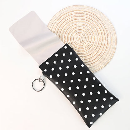 TYIIMAX™ Minimalist PU Leather Eyeglasses Pouch – Portable Sunglasses Case with Built-In Cleaning Cloth & Key Ring