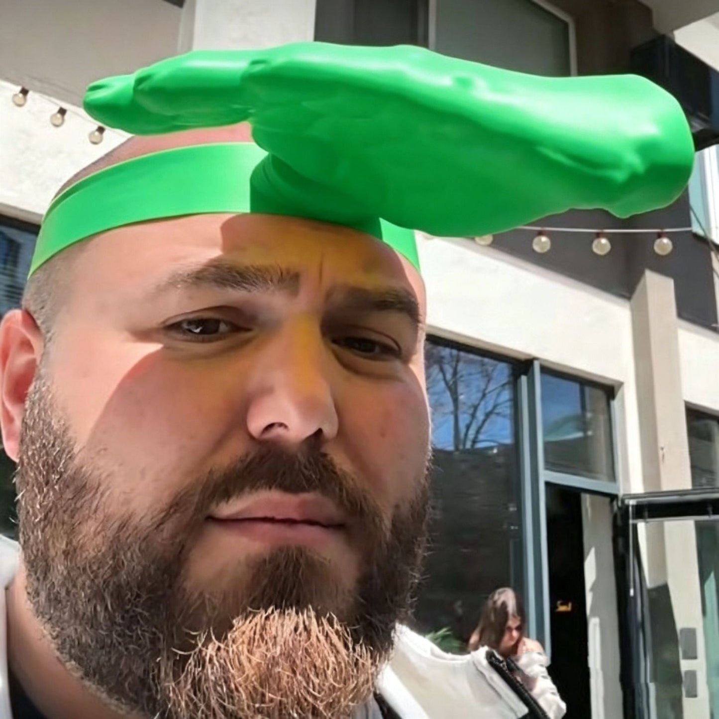 Hands-Free Hand Shade Hat – Instant Sun Protection Visor ☀️