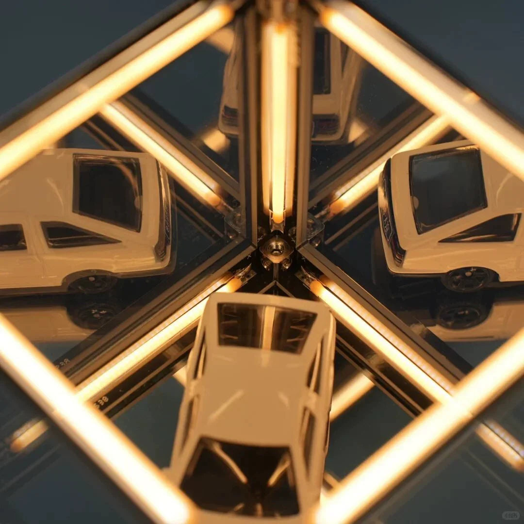 Infinite Abyss Cube – 4D RGB Mirror Lamp, Wireless & Touch Control