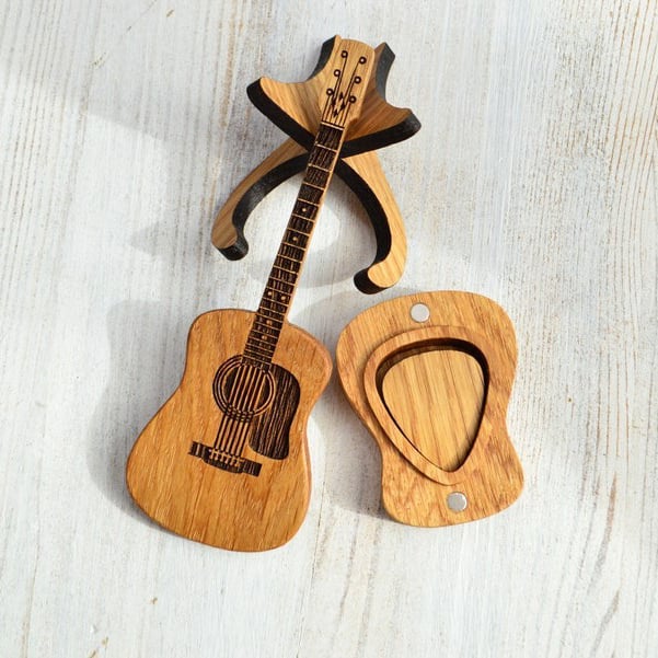 🎁Wooden Guitar Pick Case🎸