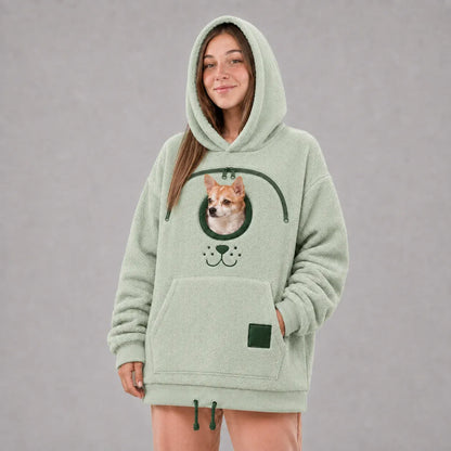 🐾 Cozy Pet Carrier Hoodie — Built-In Pouch for Cats & Small Dogs